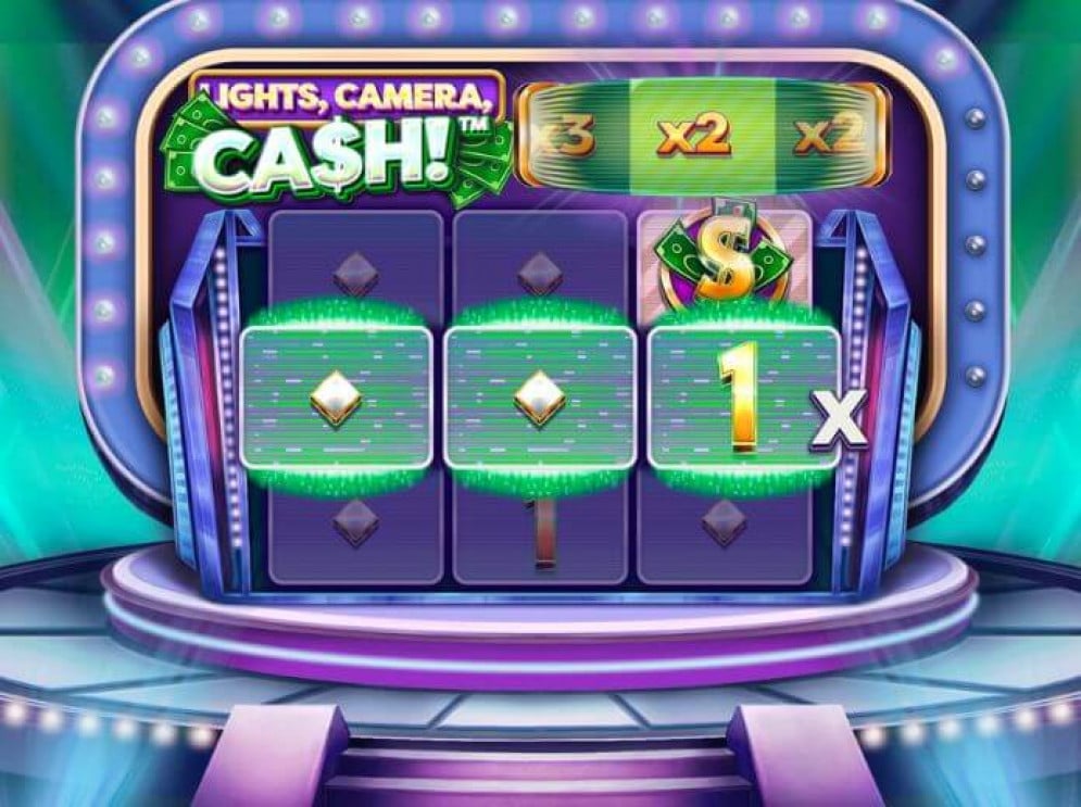 lights-camera-cash-slot-demo-995x743.jpg?v\u003d7